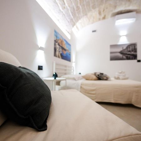 Al Guiscardo 8 Bed & Breakfast Bari Exterior photo